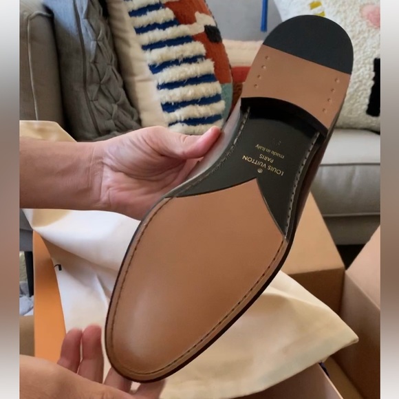 LOUIS VUITTON - Picture 6 of 6